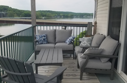 Camdenton Condo | Spacious 4BR w/Loft Condo with great lake view
