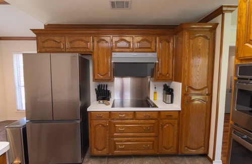 Keller House | Spacious 4BR w/Pool, Ping Pong & Hoops | Sleeps 8 | ~30 Min to AT&T Stadium World Cup