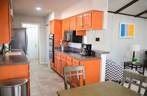 Universal City House | Spacious 4BR w/Pool & Game Room Near Randolph AFB Extended Stay
