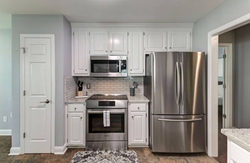 Huntcliff House | Spacious 4BR with Loft Bedroom