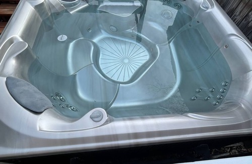 Billings House | Spacious 5 bed/3 bath home with backyard