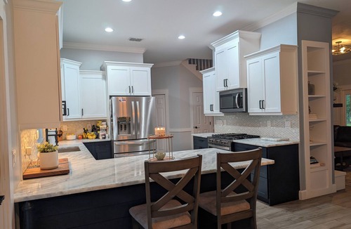 North Fort Myers Other | Spacious 5-bedroom farmhouse with AC, fitness room in charming North Fort Myers