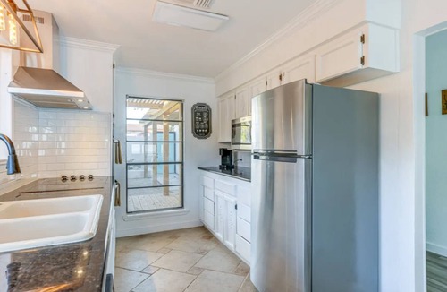 Flour Bluff House | Spacious 5-bedroom house with a Bayfront view in Corpus Christi