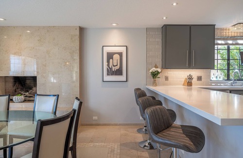 Thousand Palms Villa | Spacious 5-bedroom villa Large Infinity Pool Spa Game Room Striking View