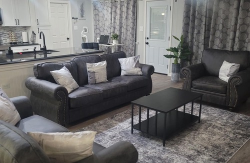 Texarkana House | Spacious 5-bedroom 2 Story space, to accommodate all of your needs