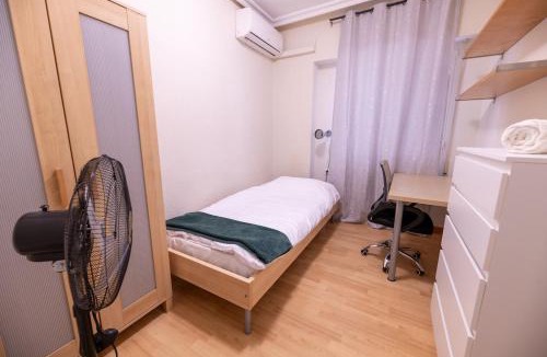Diputacion de Cartagena Casco Apartment | Spacious 5 Bedroom Apartment Near Train and Bus Station