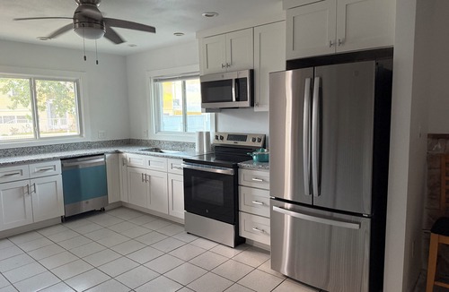 Old Homosassa House | Spacious 5-bedroom beautiful water view home with private boat dock!