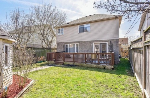 Cambridge House | Spacious 5 Bedroom Home in Cambridge