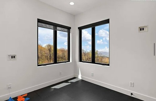 Banner Elk House | Spacious 5-bedroom house in charming Eagles Nest, Banner Elk