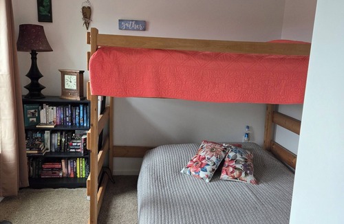 Bellefonte House | Spacious 5-bedroom house in delightful Bellefonte with AC, WiFi