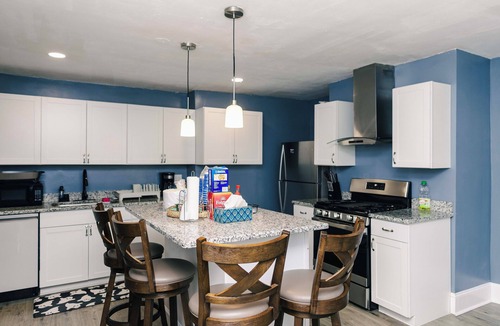 High Point House | Spacious 5-bedroom house in beautiful High Point with AC