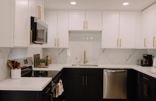 Hillsboro House | Spacious 5-bedroom house in enchanting Hillsboro