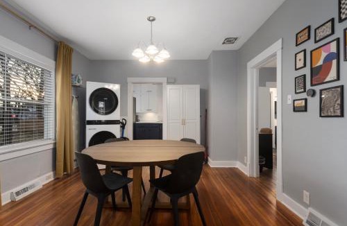Rosedale House | Spacious 5 Bedroom Home 33