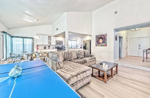 Winchester House | Spacious 5-bedroom house with pool