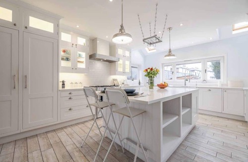 Windsor City Centre House | Spacious 5-Bedroom Home in Windsor