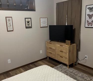Milan House | spacious 5-bedroom home in milan mo
