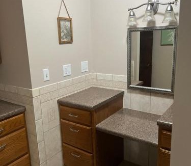 Milan House | spacious 5-bedroom home in milan mo