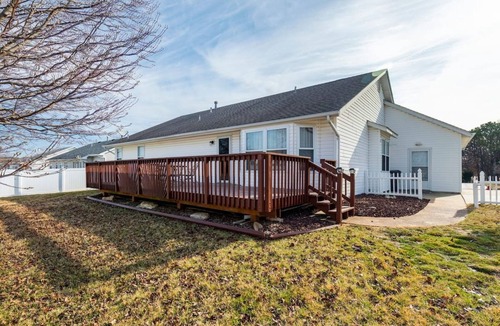 O'Fallon House | Spacious 5-bedroom house in serene O'Fallon with AC