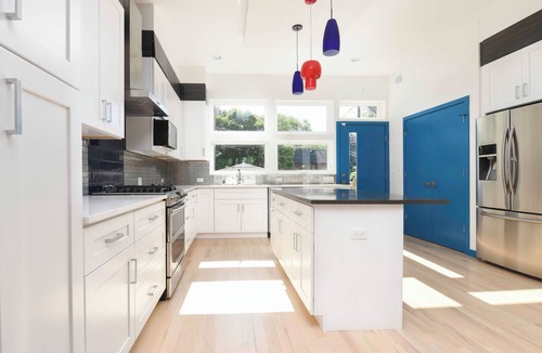 West Town House | Spacious 5-bedroom house great for large groups