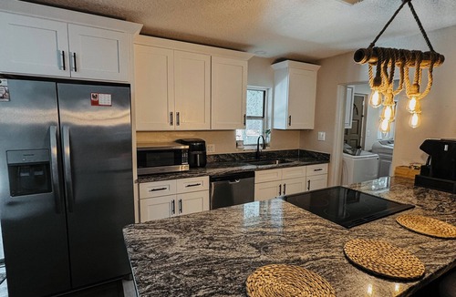 Fairview Shores House | Spacious 5-bedroom house in charming Orlando with AC