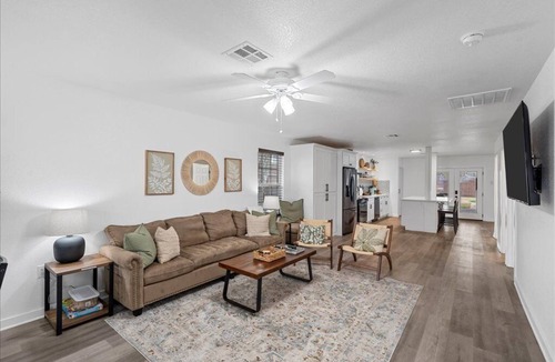 Brazos House | Spacious 5-bedroom house in charming Waco with AC