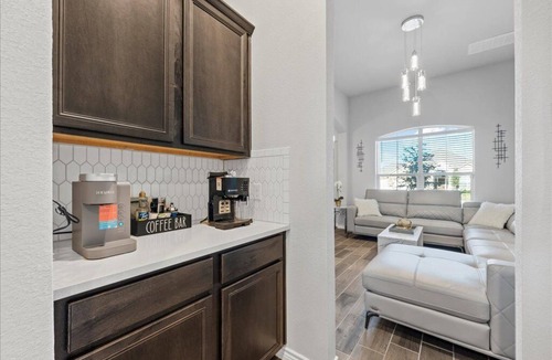 Belton House | Spacious 5-bedroom house in charming Belton with AC