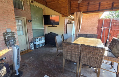 DeSoto House | Spacious 5-bedroom house in fantastic DeSoto with AC