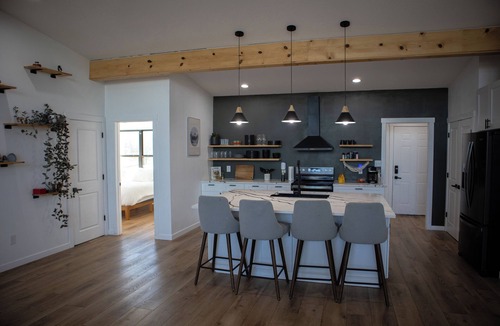 Ozark House | Spacious 5-bedroom house in beautiful Ozark