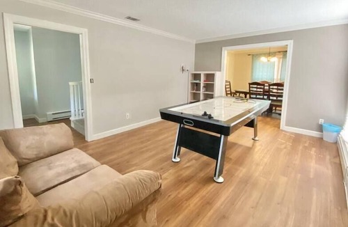 Mount Berry House | Spacious 5 Bedroom Roman Charm