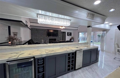 Lakeview  Jefferson County House | Spacious 5 bedroom house in Port Arthur!