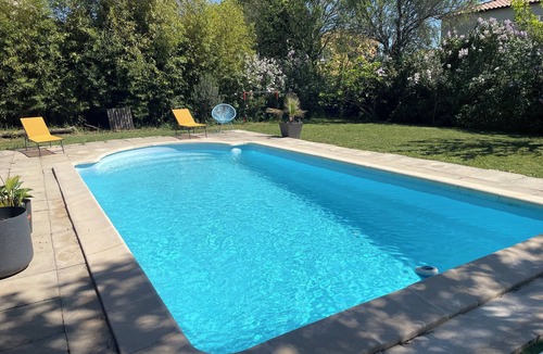 Claret Villa | Spacious 5-bedroom villa with AC in perfect Claret
