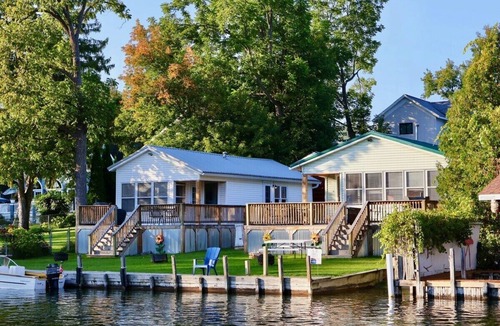 Indian River Apartment | Spacious 5 BR House on the River