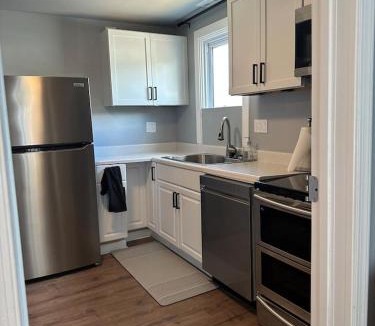 Westminster House | Spacious 5 BR Stay in Westminster Perfect for Groups & Longer Stays