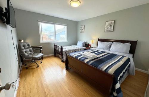 Excelsior House | Spacious 5B 2 5ba House 4 Free Driveway parking