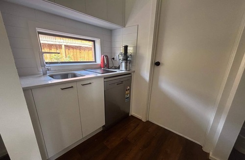 Werribee House | Spacious 5BDR Family Haven in Melbourne