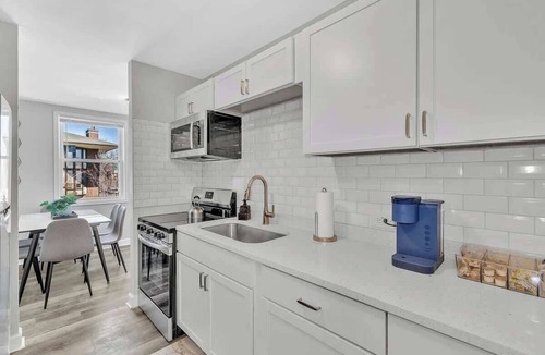 Berwyn House | Spacious 5BR 2BA Berwyn Home