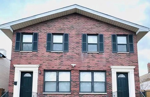 Tower Grove East House | Spacious 5BR & 3.5BA: huge kitchen, fenced yard—serene stay awaits.nn