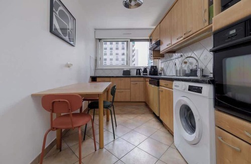 Gambetta Apartment | Spacious 5BR Apartment in La Defense