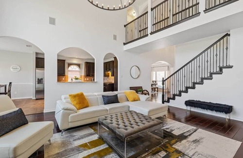 Tarrant County House | Spacious 5BR Family | Game/Media Near AT&T & Lake