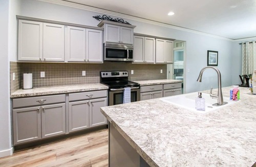 Kuna House | Spacious 5BR Family Home with BBQ & Workspace