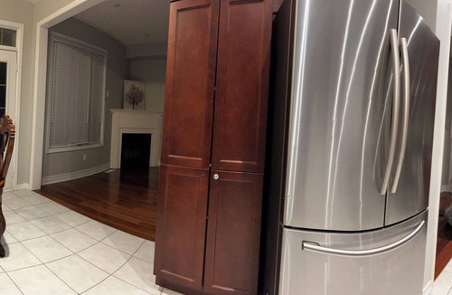 Ajax House | Spacious 5BR Home for Families/Business Travelers