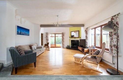 Malvern Wells House | Spacious 5BR Home in Redditch