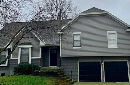 Overland Park House | Spacious 5BR in OP | EV Charger