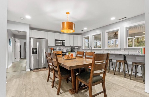 Berlin House | Spacious 5BR One Level Home Near Ocean City