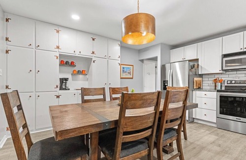 Berlin House | Spacious 5BR One Level Home Near Ocean City