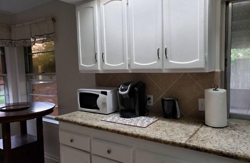 Missouri City House | Spacious 5BR Retreat - Sleeps Large Groups - Near Houston
