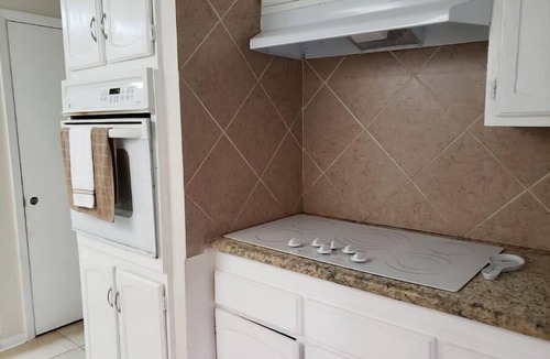 Missouri City House | Spacious 5BR Retreat - Sleeps Large Groups - Near Houston