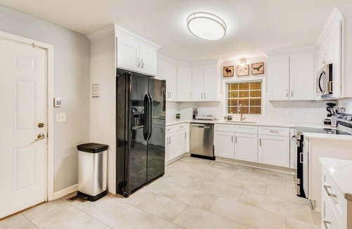 Lithonia House | Spacious 5BR Retreat Sleeps 12,Large Deck