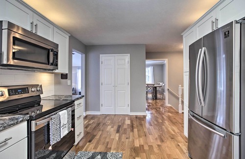 Afton Cottage | Spacious 5BR retreat with hot tub, fire pits, expansive decks, and peaceful mountain views. Perfect for wine weekends, family trips, and relaxed group getaways near Nelson 151.