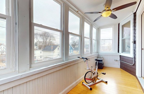 North Cambridge Apartment | Spacious 5BR w/AC, Near Harvard & Davis Sq